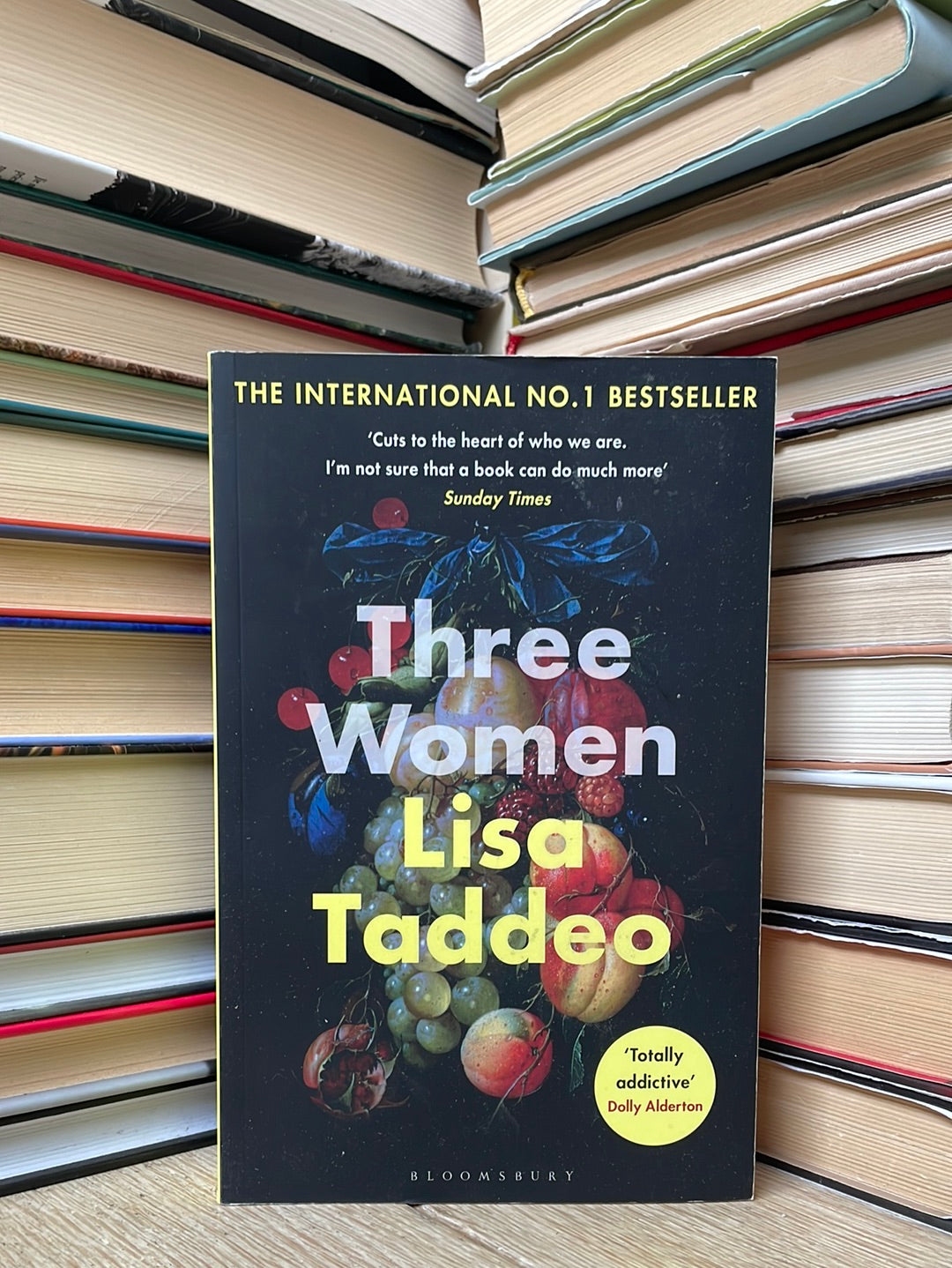 Lisa Taddeo - Three Woman