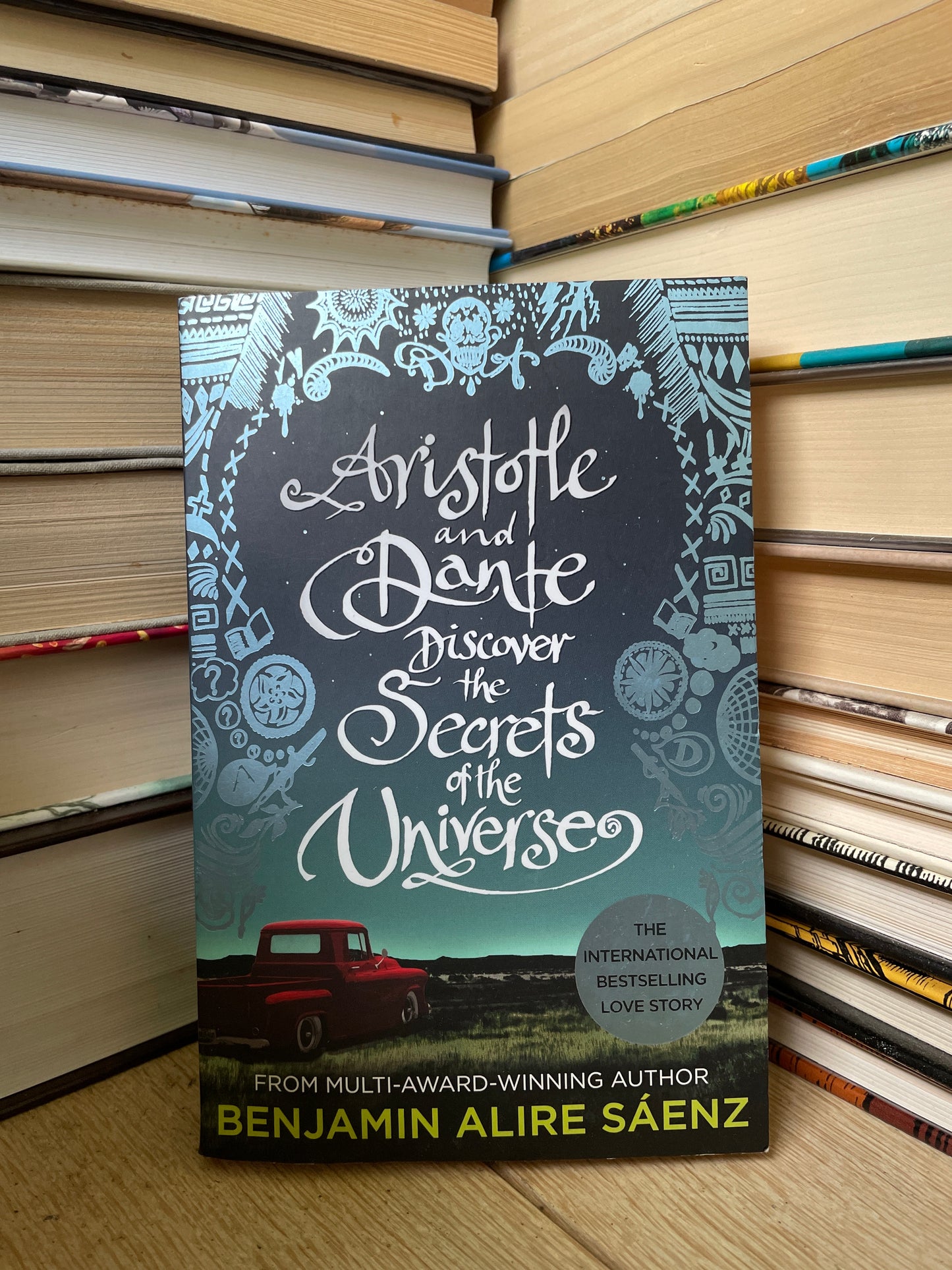 Benjamin Alire Saenz - Aristotle and Dante Discover the Secrets of the Universe