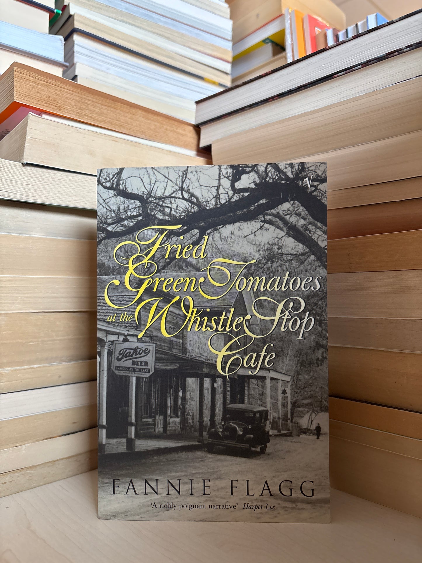 Fannie Flagg - Fried Green Tomatoes at the Whistle Stop Cafe