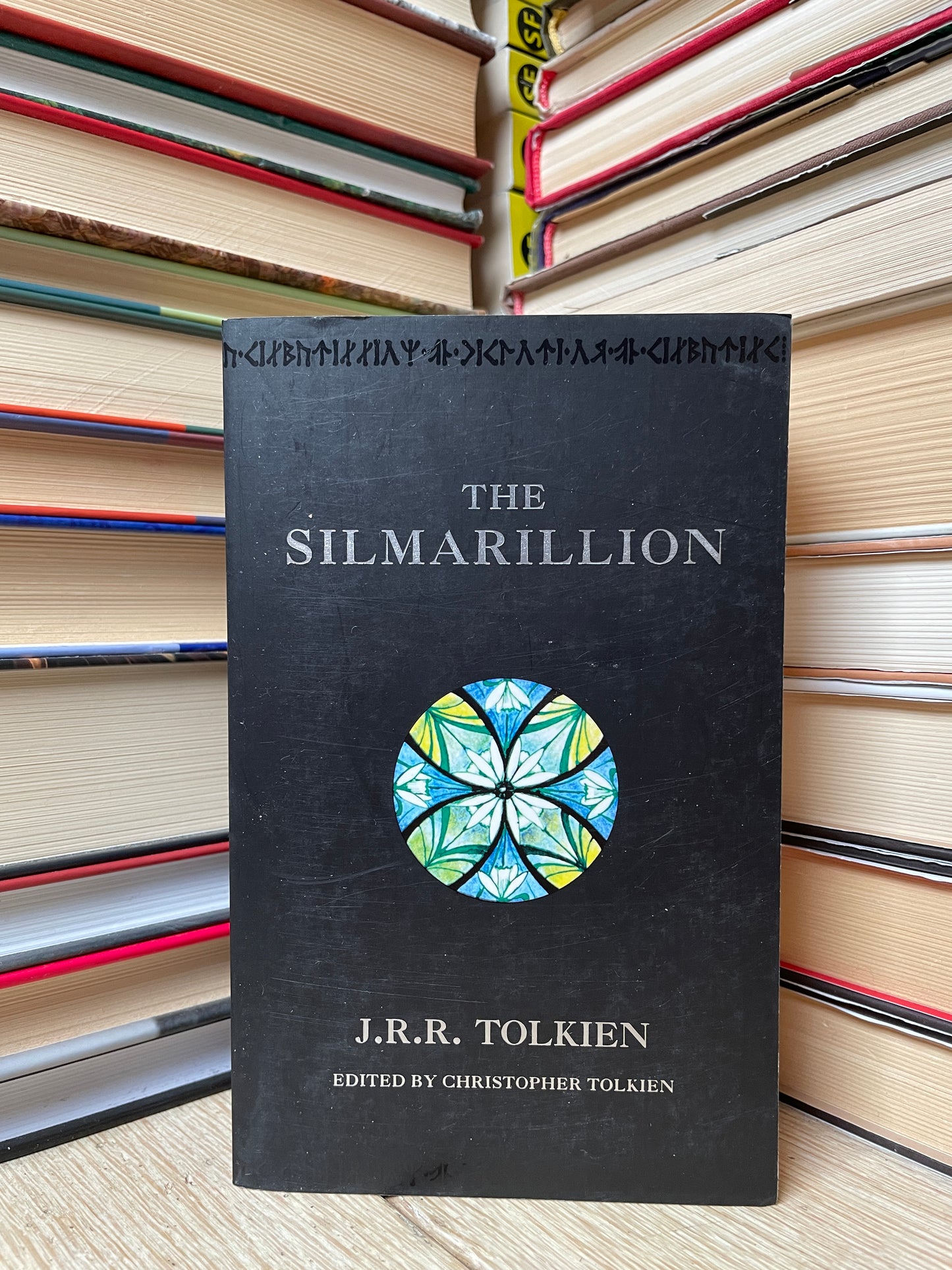 J. R. R. Tolkien - The Silmarillion