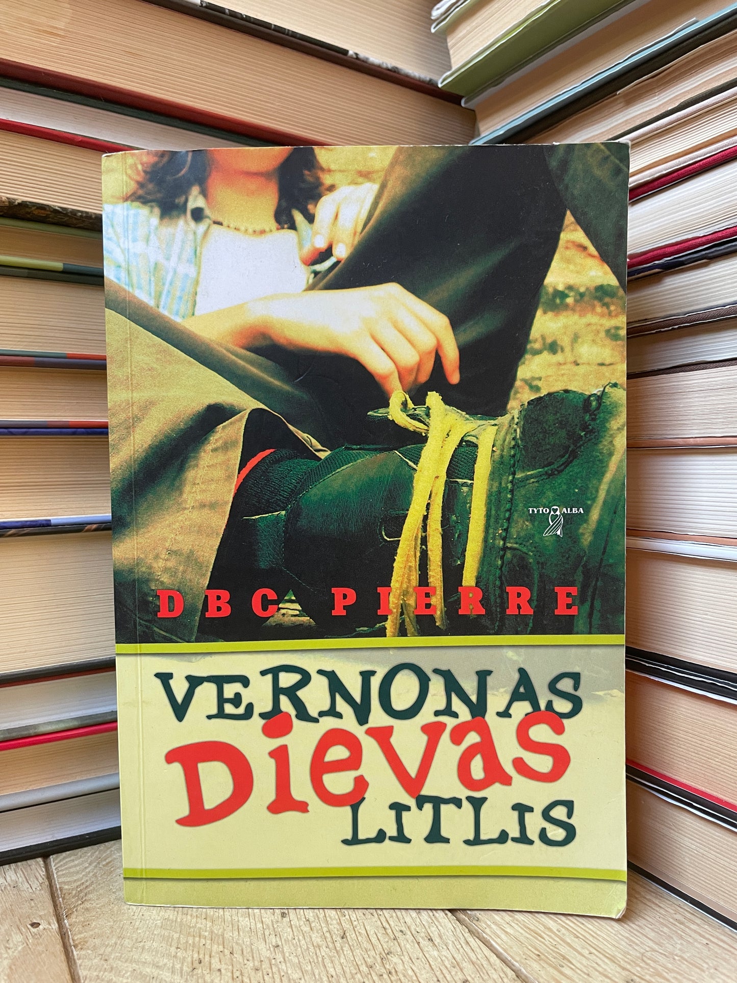 DBC Pierre - ,,Vernonas Dievas Litlis"