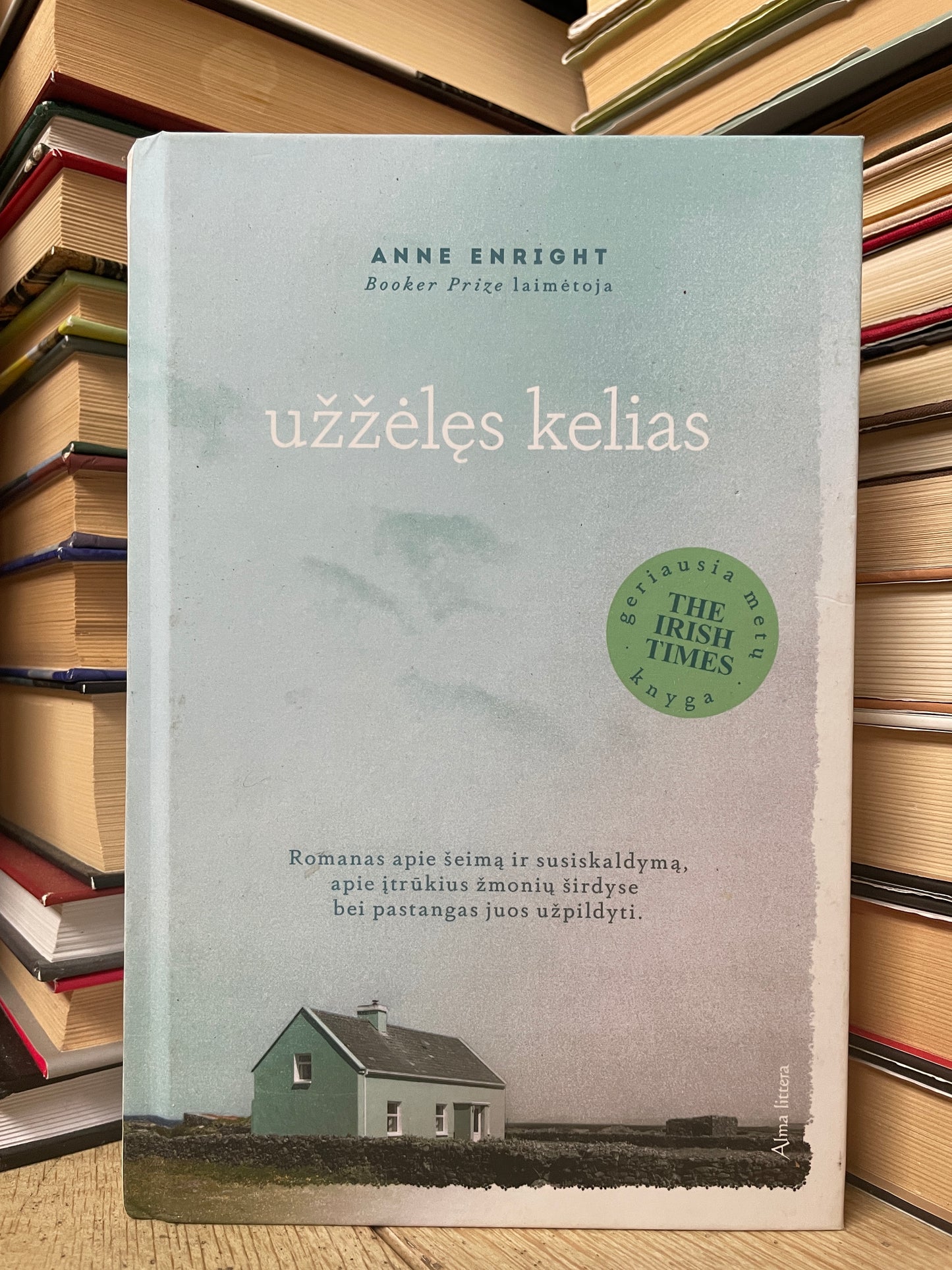 Anne Enright - ,,Užžėlęs kelias"