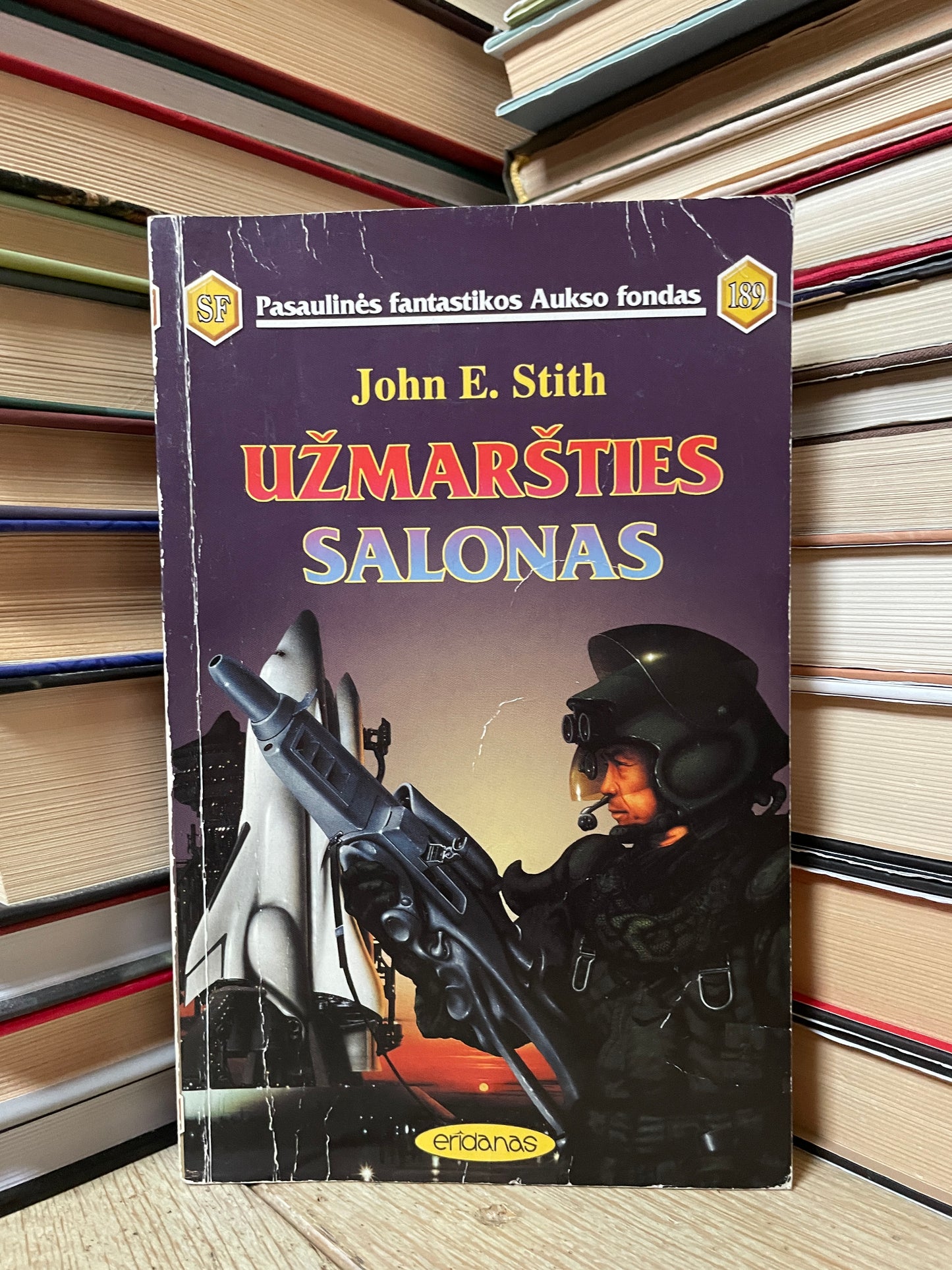 John E. Stith - ,,Užmaršties salonas"