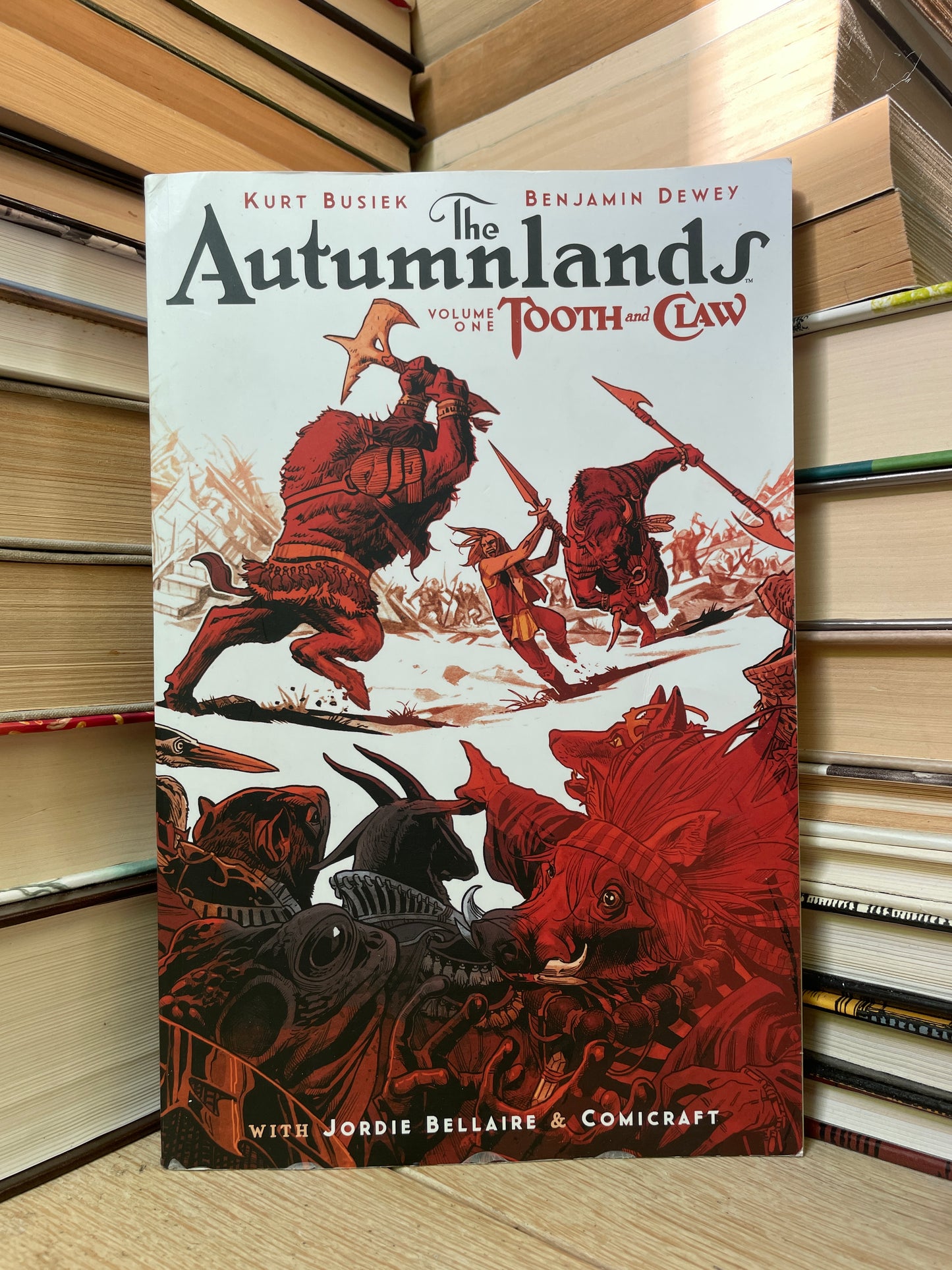 Kurt Busiek, Benjamin Dewey - The Autumnlands: Tooth and Claw