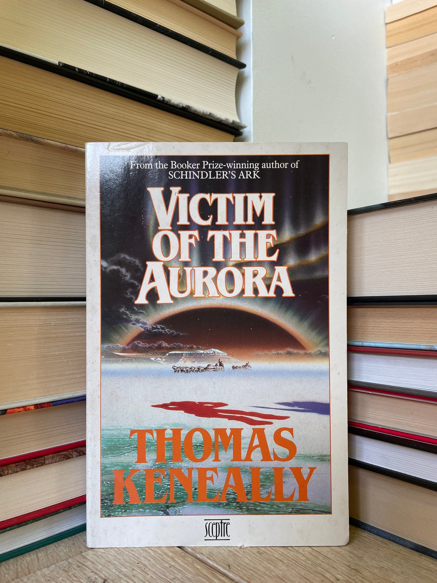 Thomas Keneally - Victim of the Aurora