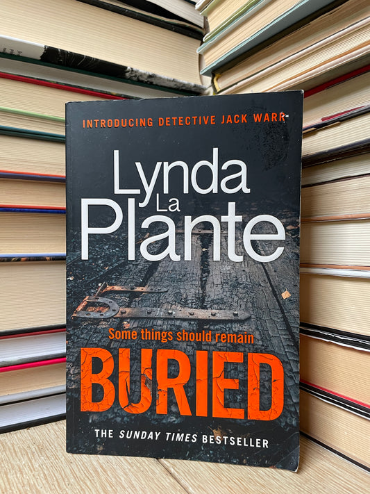 Lynda La Plante - Buried