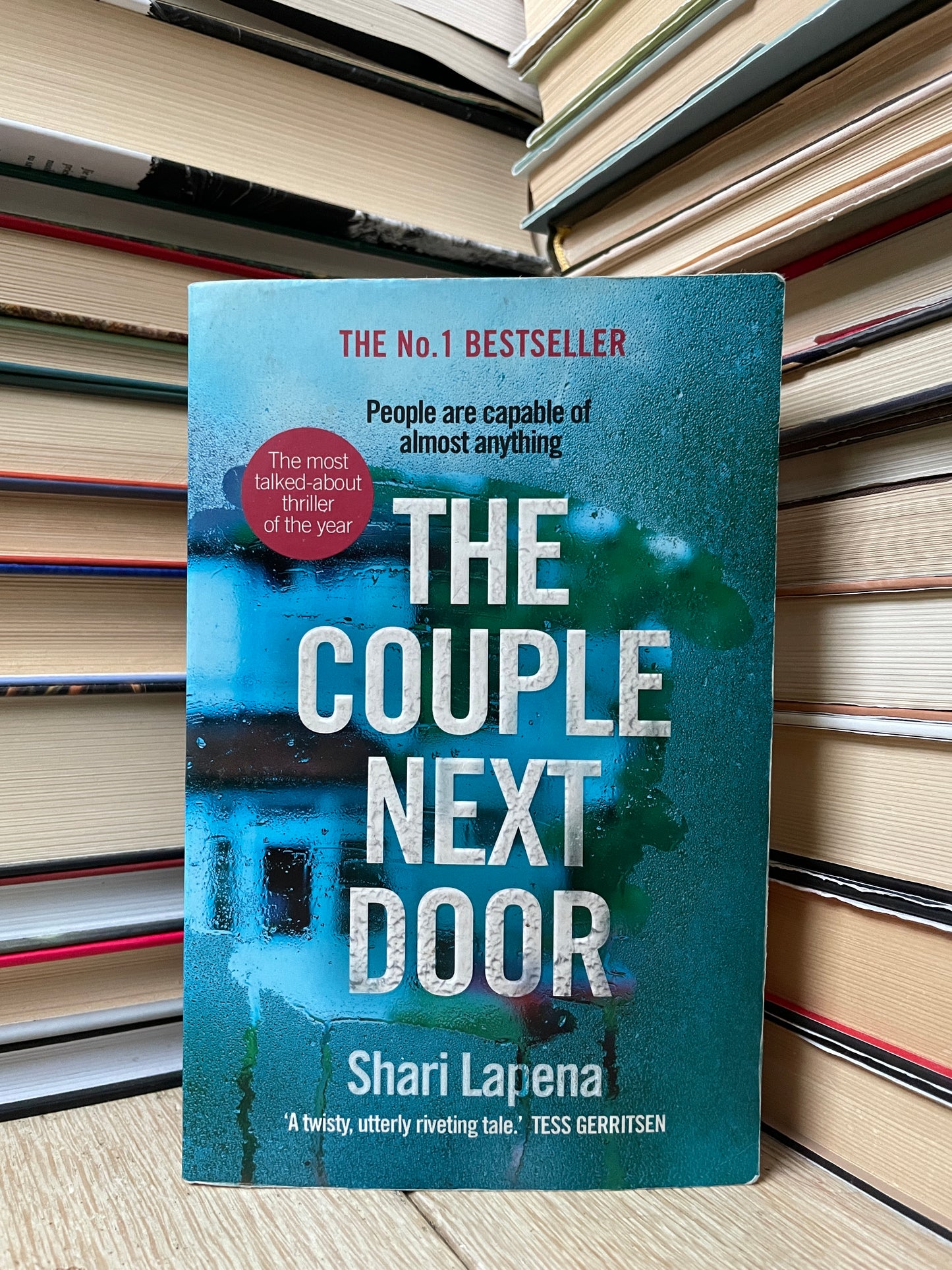 Shari Lapena - The Couple Next Door