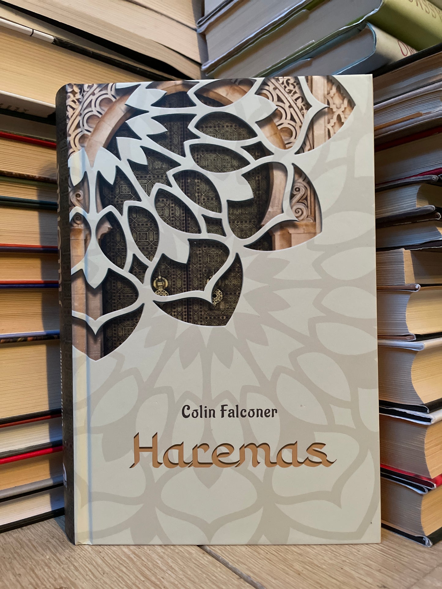 Colin Falconer - ,,Haremas"