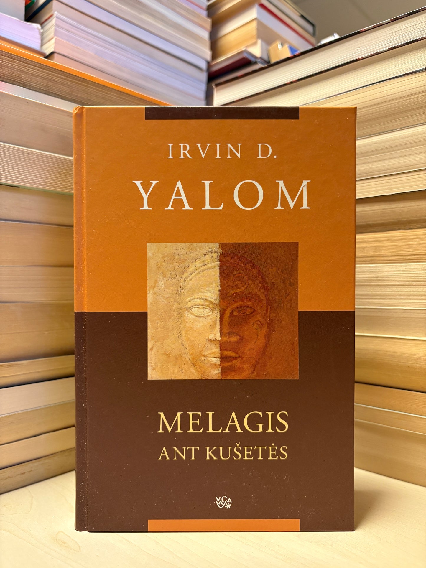 Irvin D. Yalom - ,,Melagis ant kušetės"