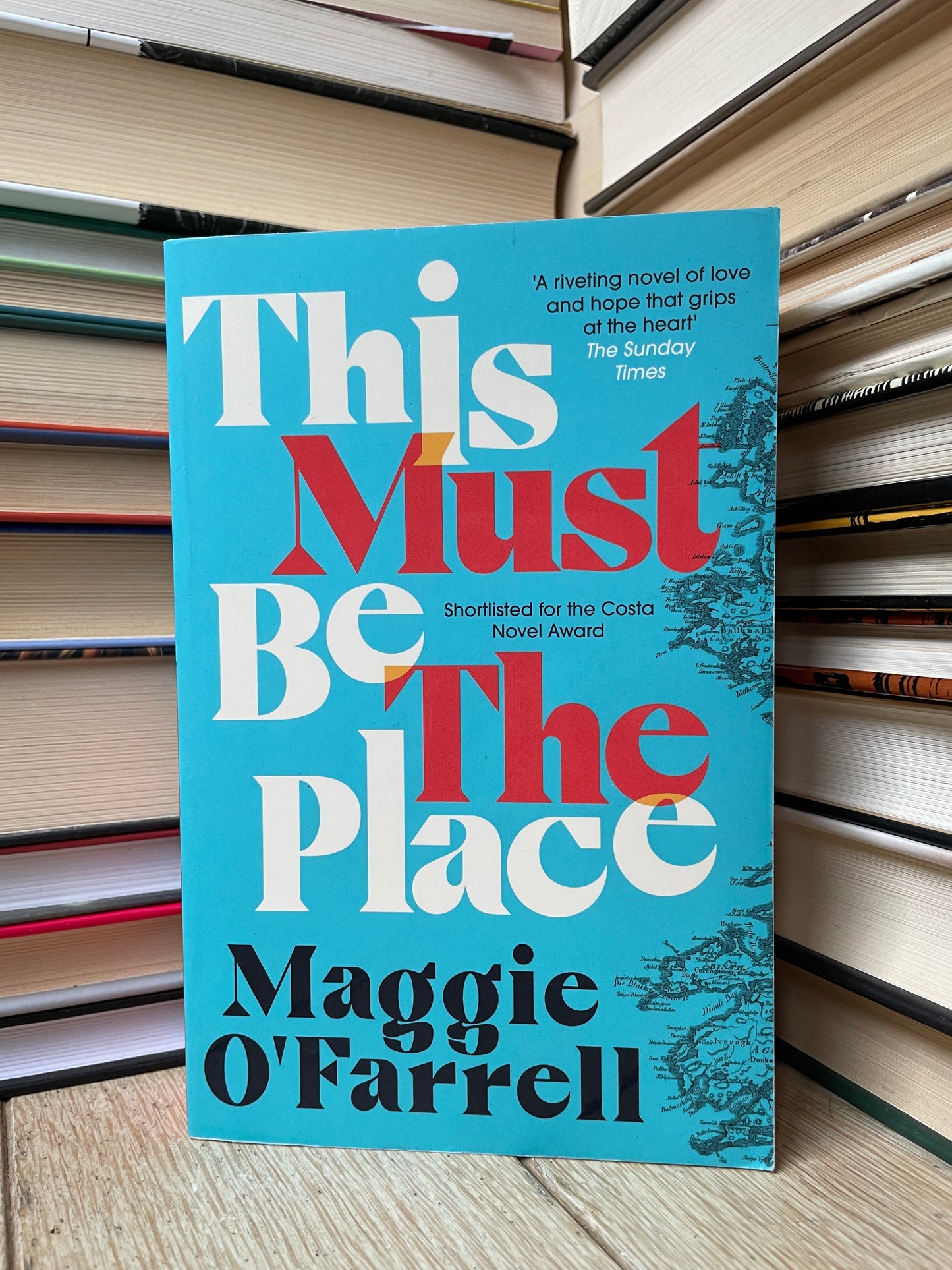 Maggie O'Farrell - This Must Be the Place