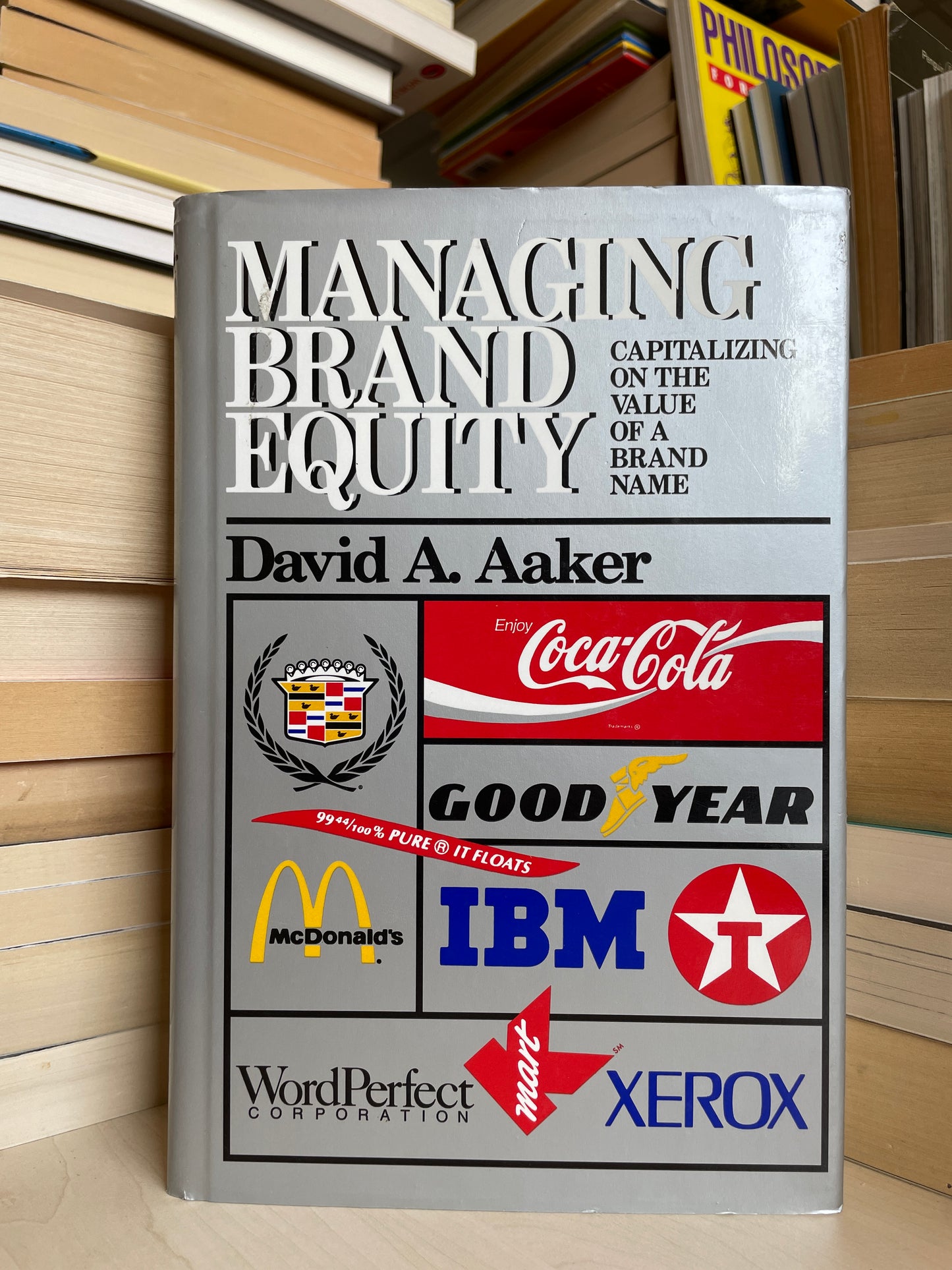 David A. Aaker - Managing Brand Equity