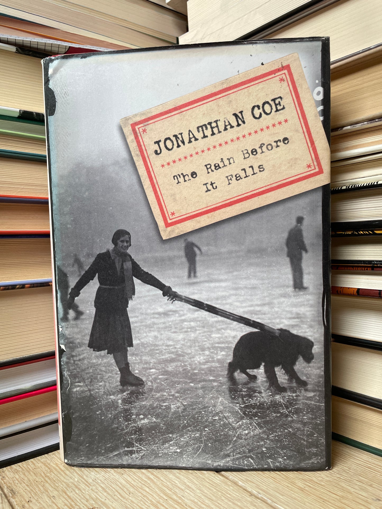 Jonathan Coe - The Rain Before It Falls