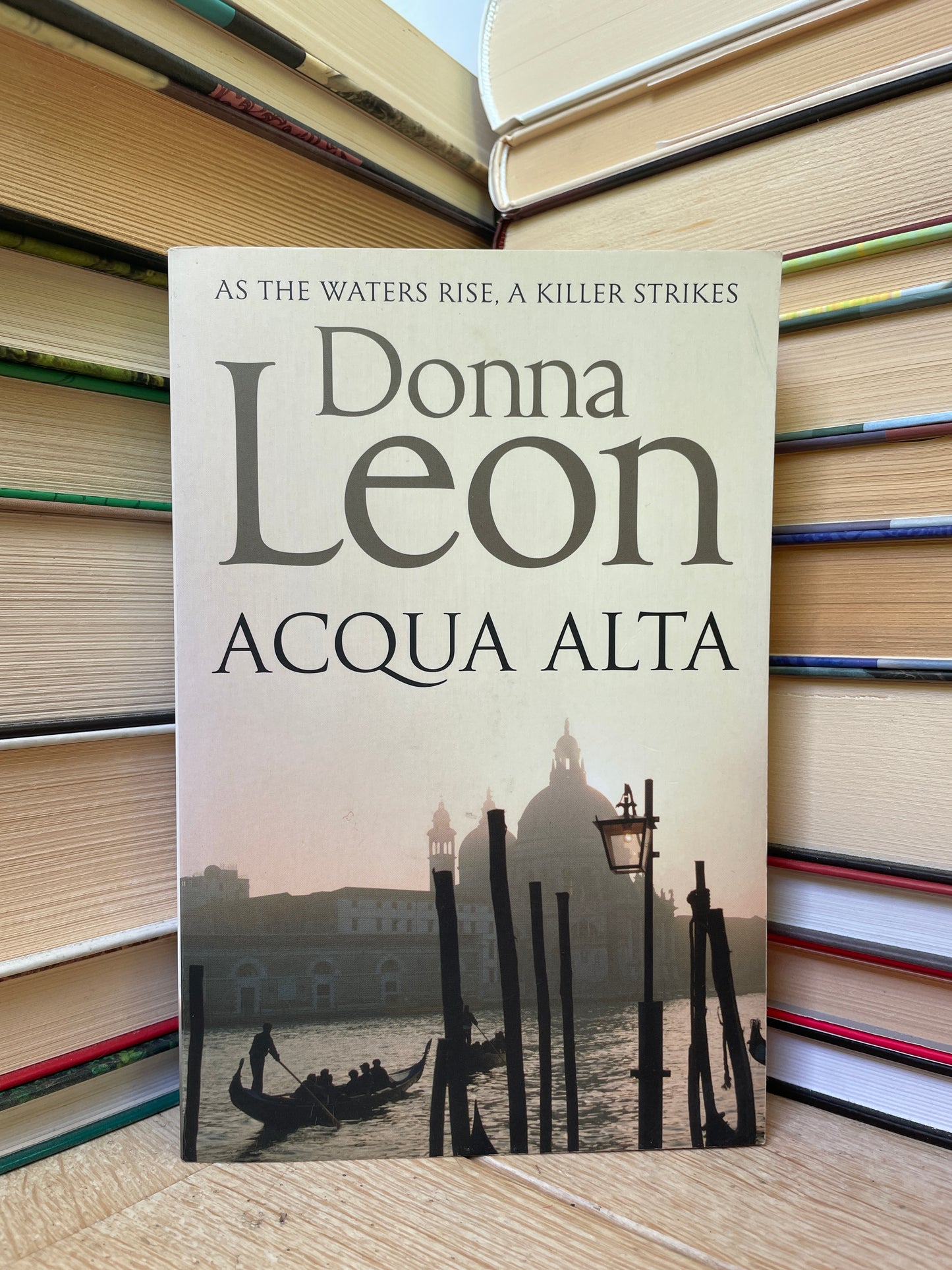 Donna Leon - Aqua Alta