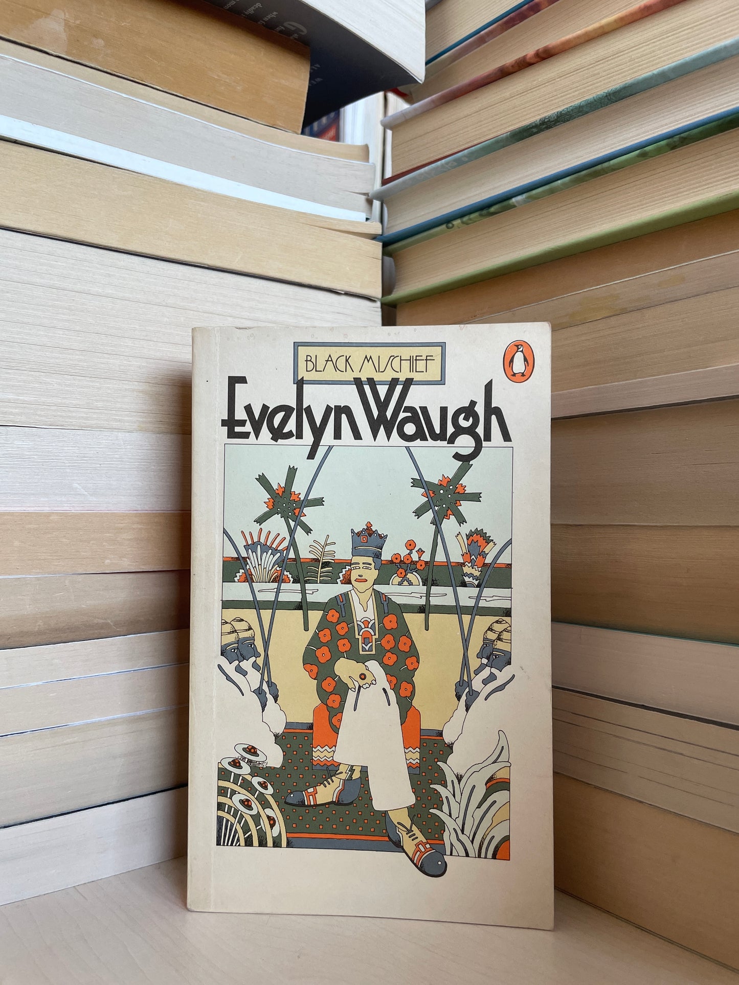 Evelyn Waugh - Black Mischief