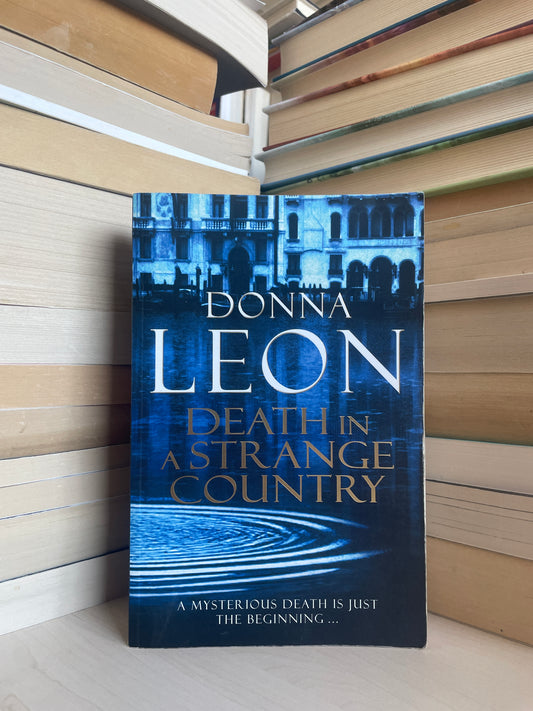 Donna Leon - Death in a Strange Country