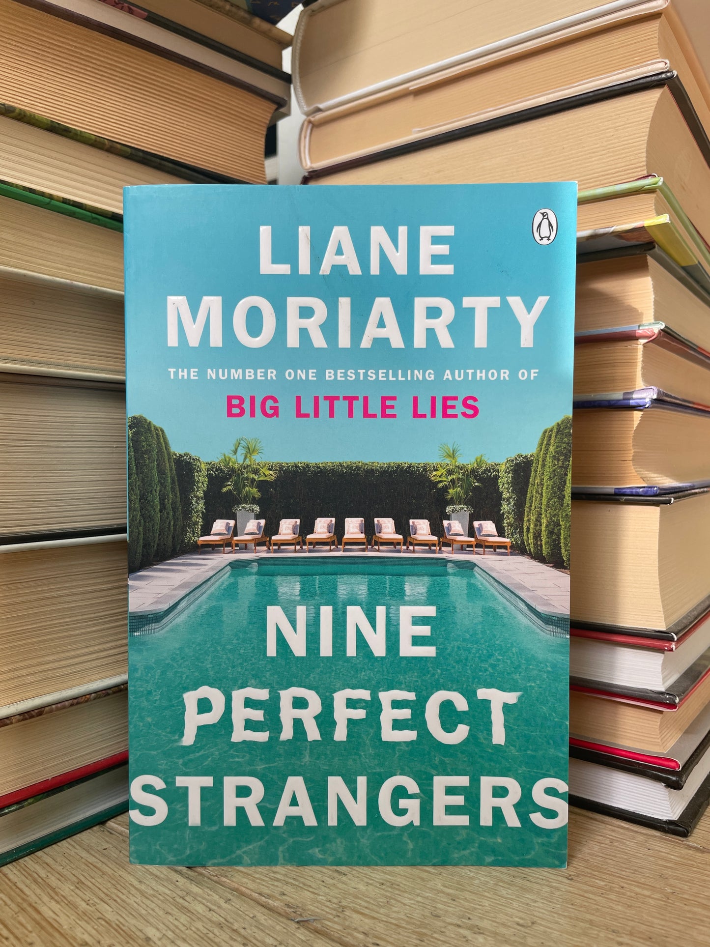 Liane Moriarty - Nine Perfect Strangers