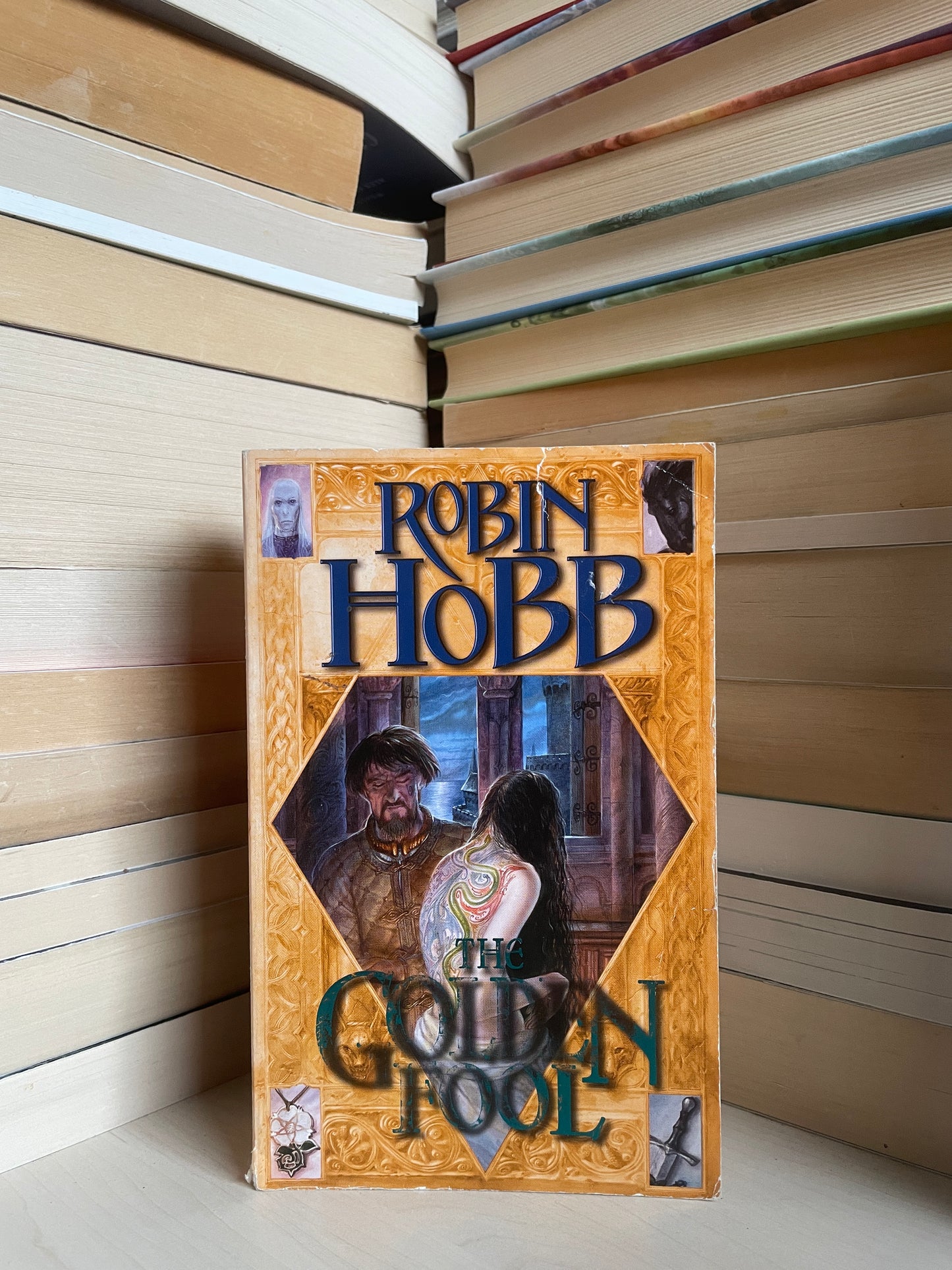 Robin Hobb - The Golden Fool