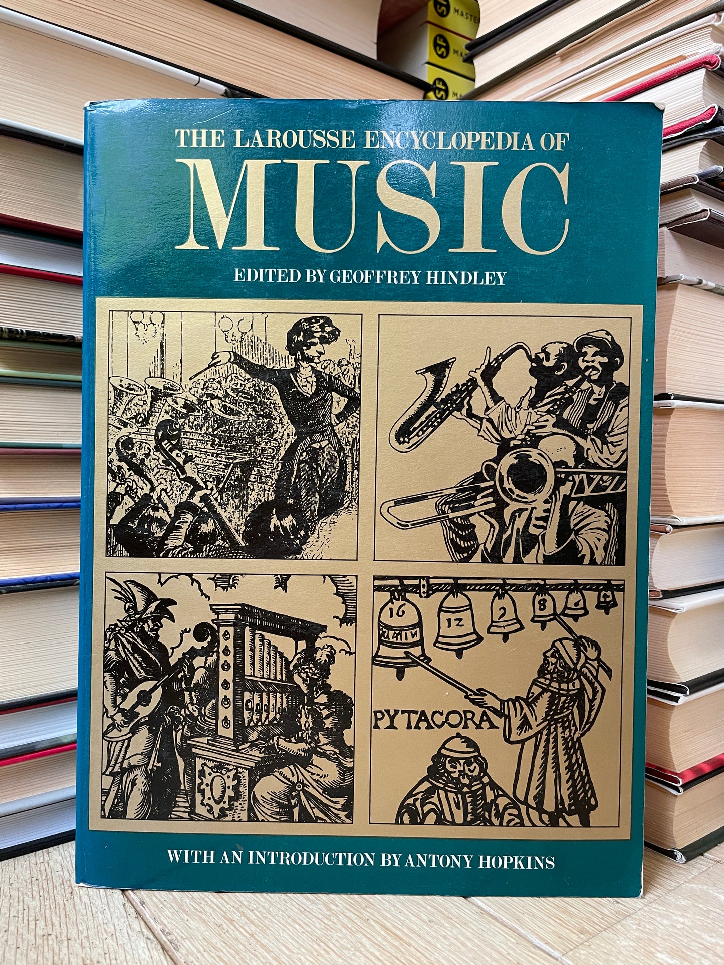 Geoffrey Hindley -The Larousse Encyclopedia of Music