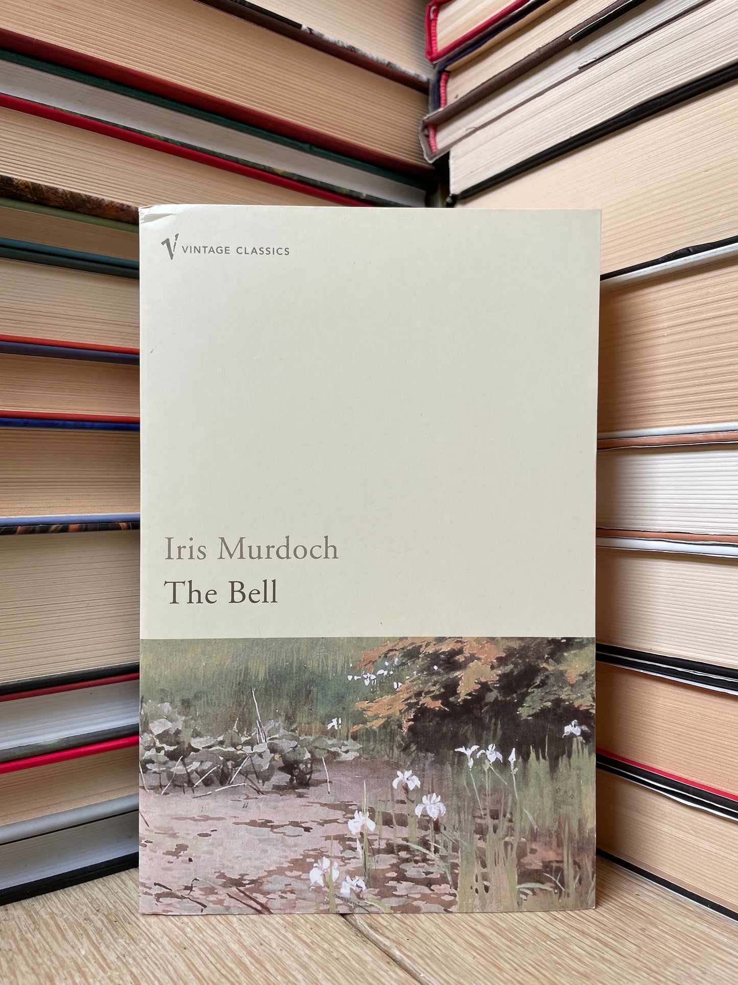 Iris Murdoch - The Bell