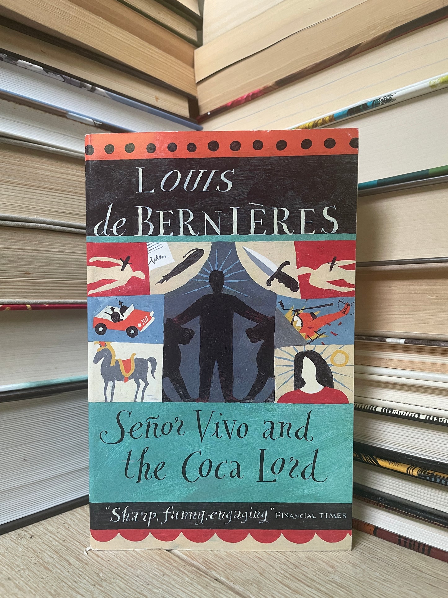 Louis de Bernieres - Senor Vivo and the Coca Lord