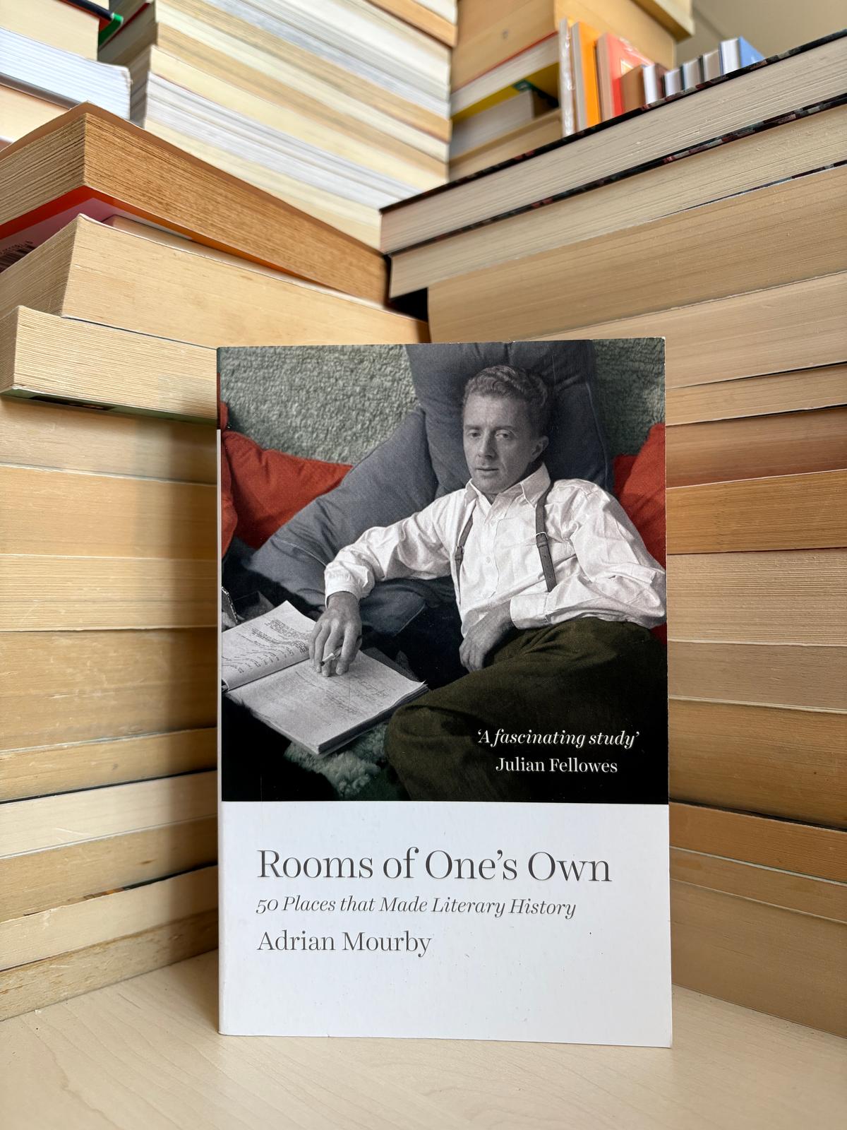 Adrian Mourby - Rooms of One's Own