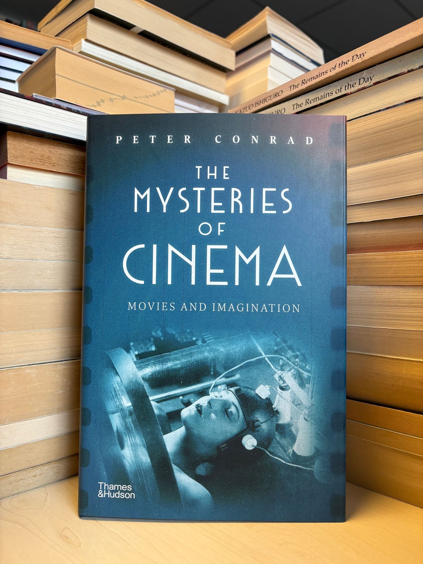 Peter Conrad - The Mysteries of Cinema: Movies and Imagination (NAUJA)